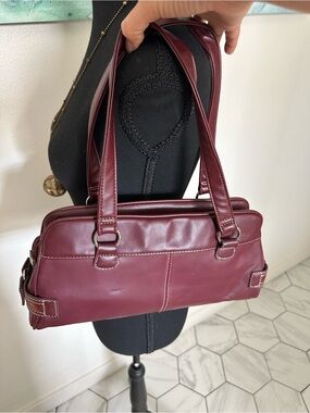 Women's Burgundy faux Leather Shoulder Bag